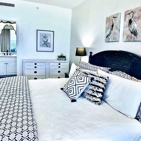 Barefoot Bliss - beachfront condo - sleeps 14 Panama City Beach Esterno foto