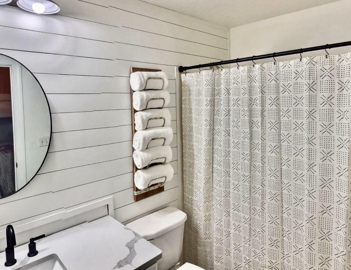 Barefoot Bliss - beachfront condo - sleeps 14 Panama City Beach Esterno foto